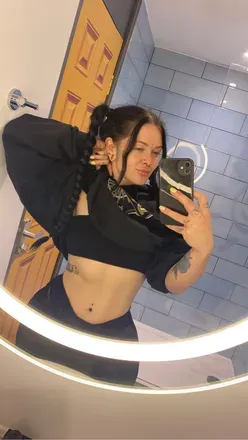 GothGirlNxtDr OnlyFans: Free Videos, Pics & Content 2024