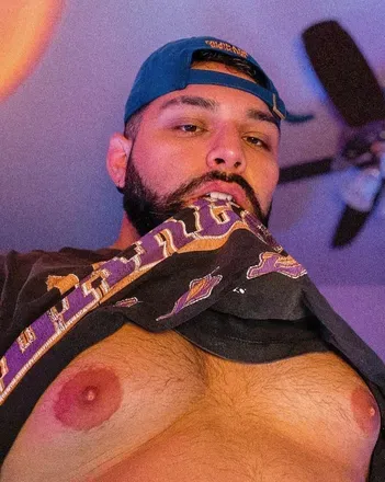 Pepperoni Papi OnlyFans: Free Videos, Pics & Content 2024